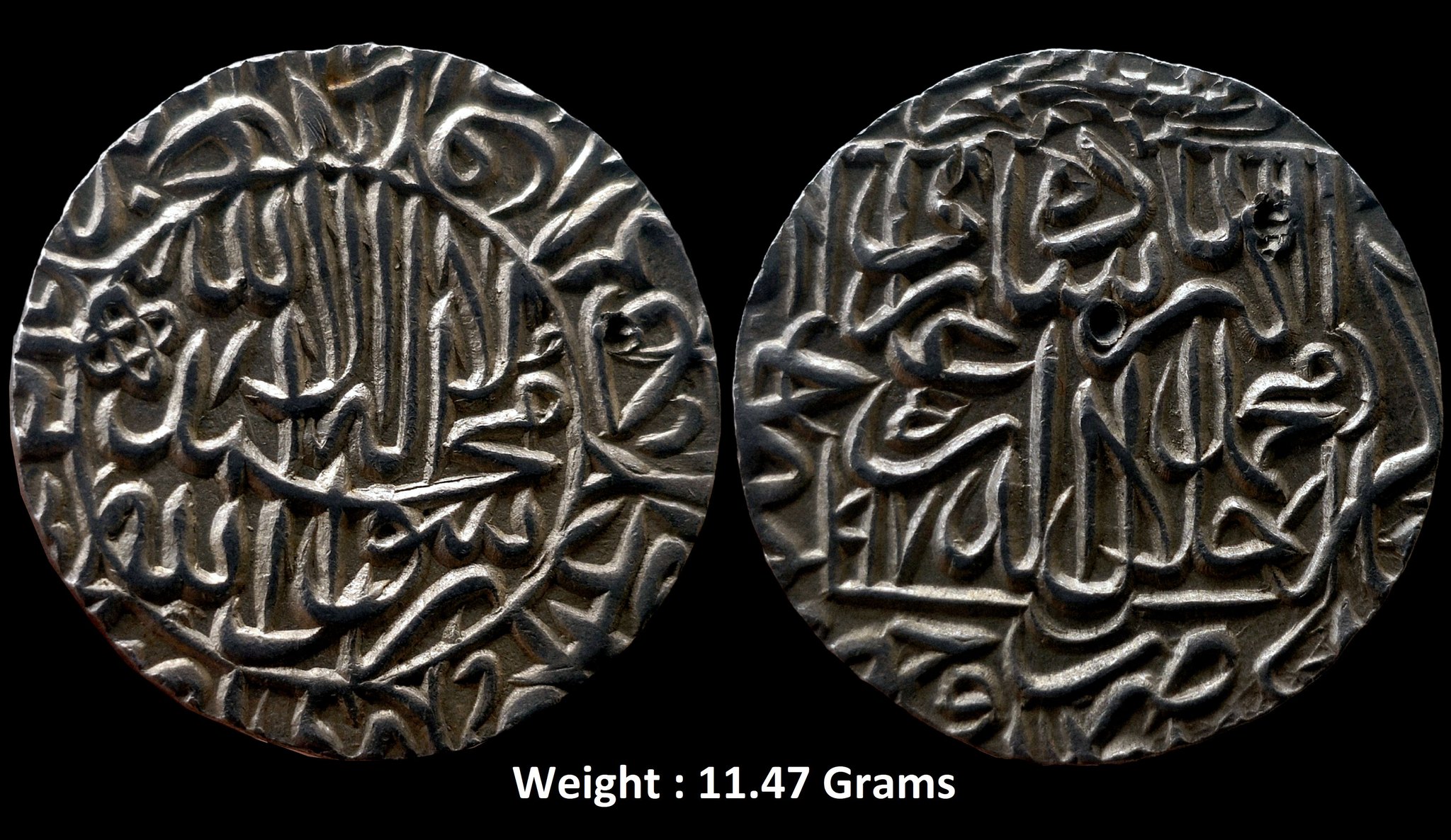Mughal ; Akbar (AH 963-1014 / 1556-1605 AD) ; Hadrat Delhi Mint ; Rare Silver Rupee